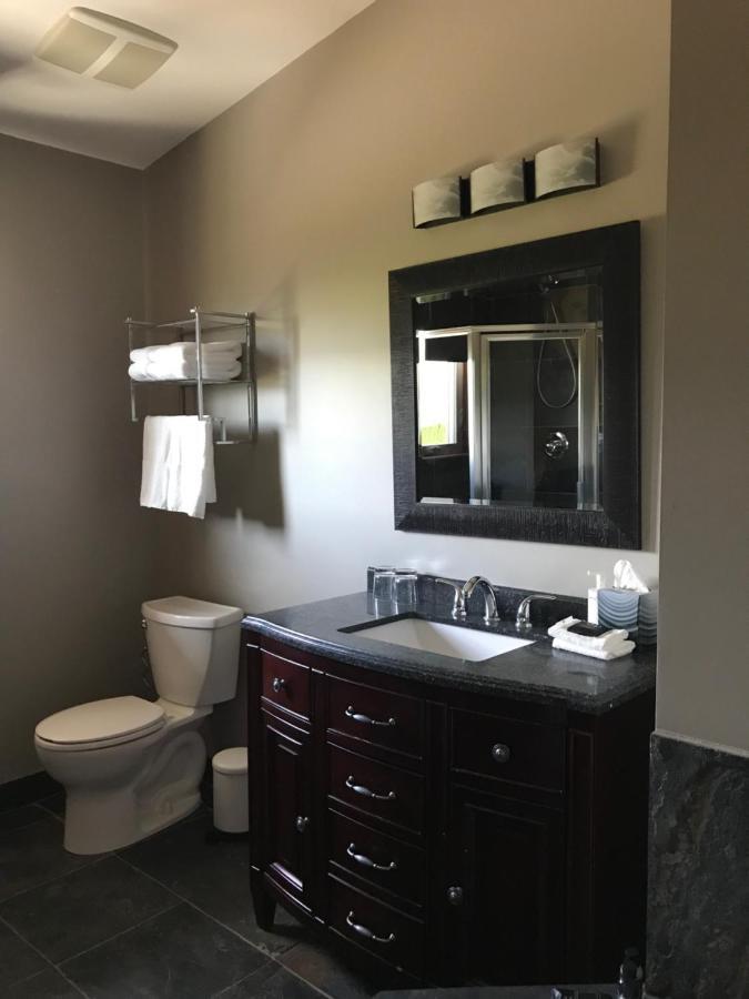 Wesbert Winery & Guest Suites Penticton Ngoại thất bức ảnh